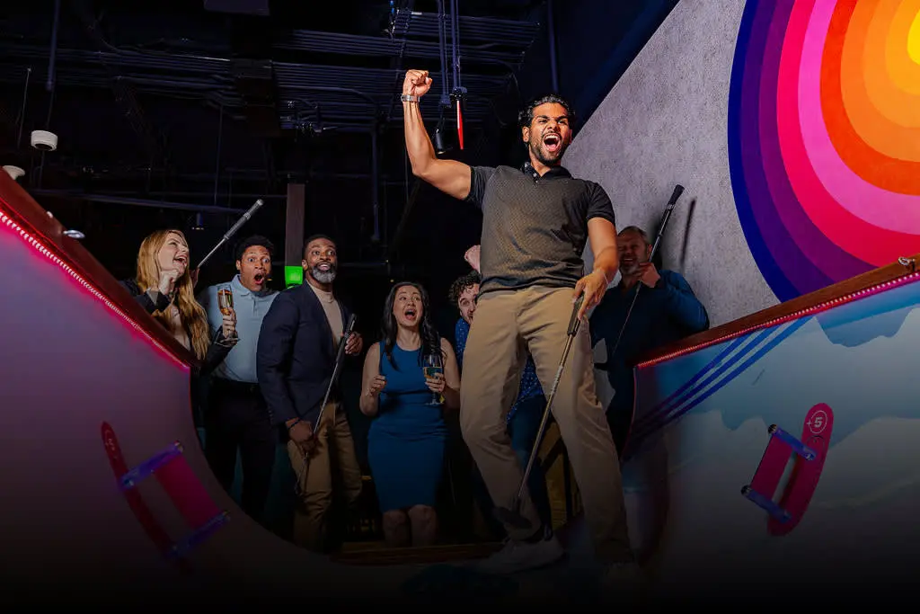 Puttshack Mini Golf Halfpipe